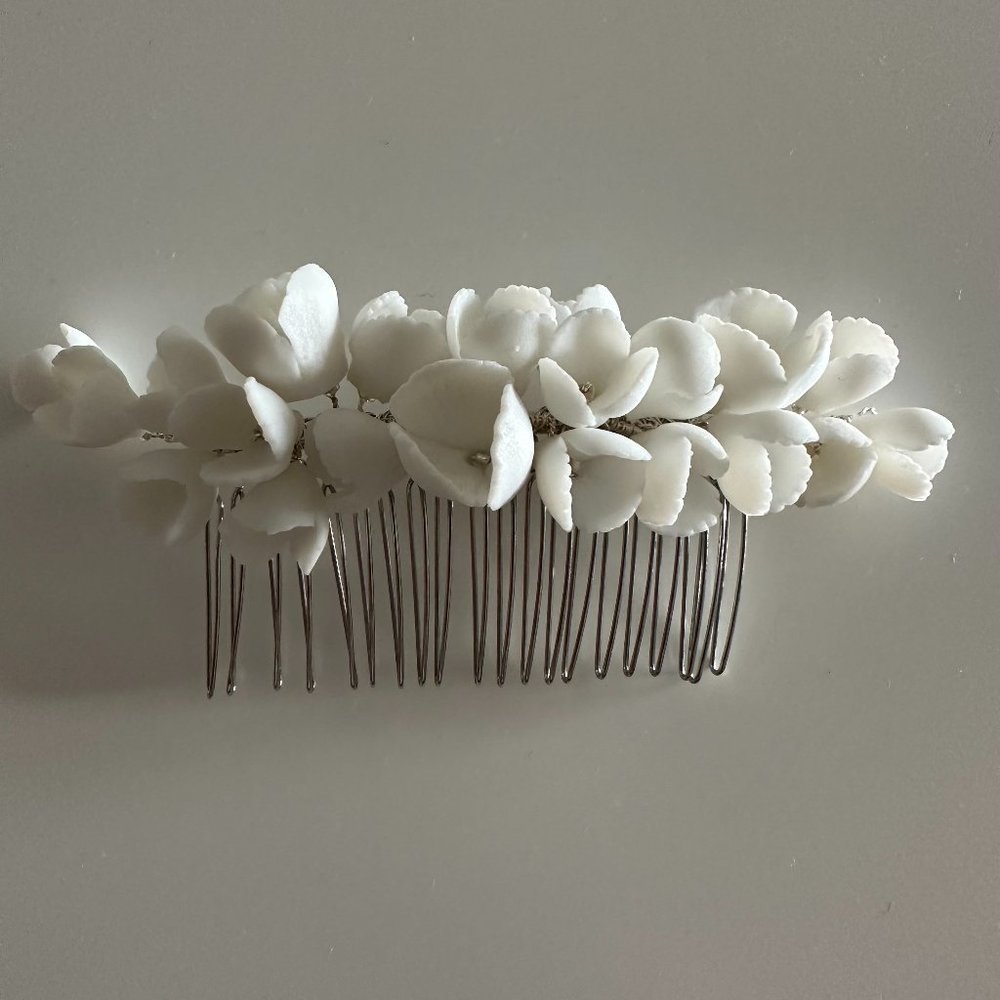BESPOKE HARPER PORCELAIN FLORAL COMB